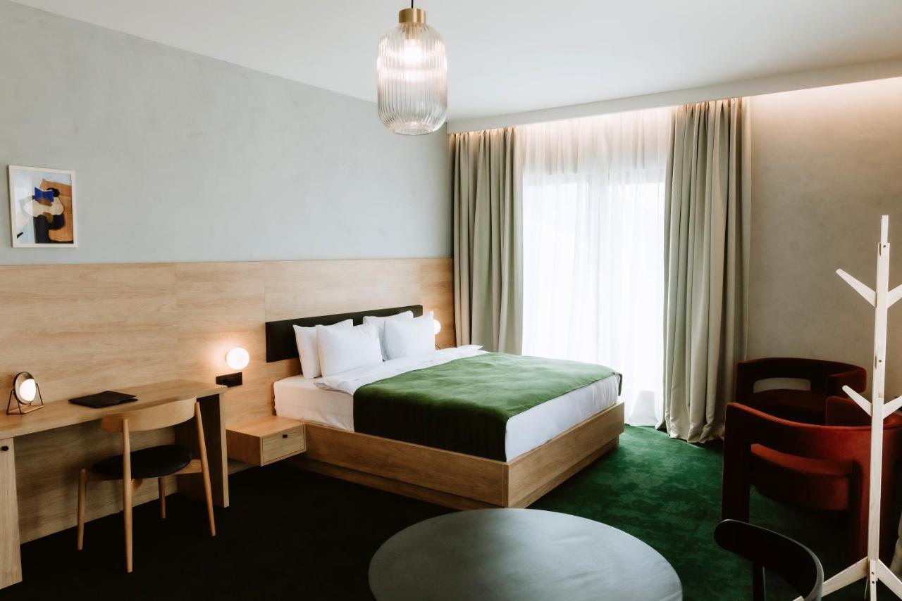 Hotel Septembar Podgorica Exteriér fotografie